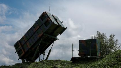 Lançador do sistema de defesa aérea Patriot