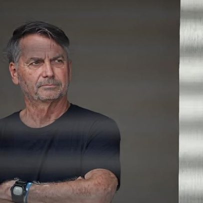 Relatório médico aponta instabilidade persistente no equilíbrio de Bolsonaro