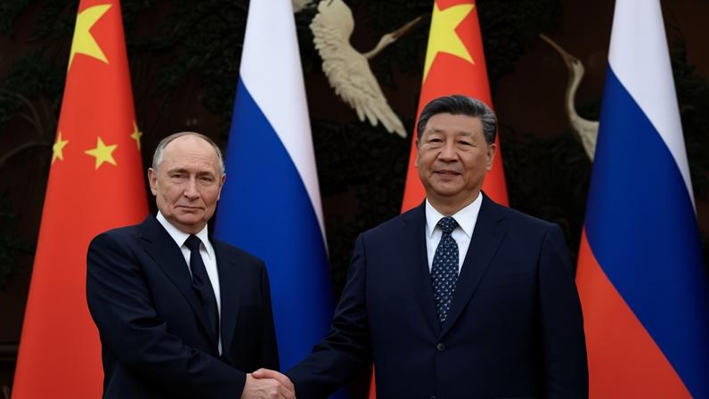 Vladimir Putin e Xi Jinping em setembro de 2025, em Pequim