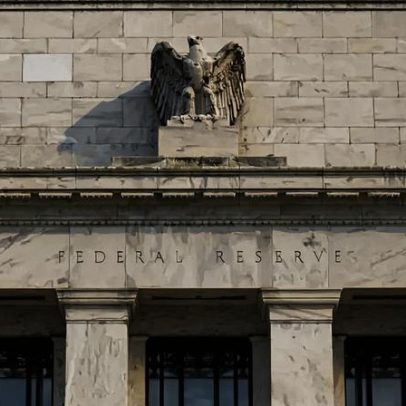 Autoridades pedem que Fed abandone viés de cortes por choque do petróleo