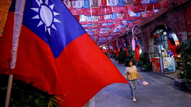 Bandeira de Taiwan em rua de Kinmen