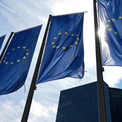 Zona do euro: atividade contrai no ritmo mais rápido em mais de dois anos