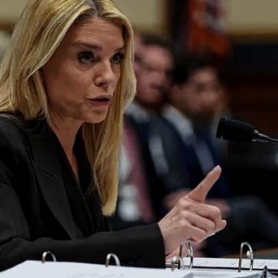 Ex-secretária de Justiça se nega a responder perguntas sobre Trump e Epstein
