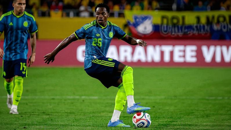 Futebol brasileiro atrai jogadores colombianos com "salário europeu" e ponte para seleção