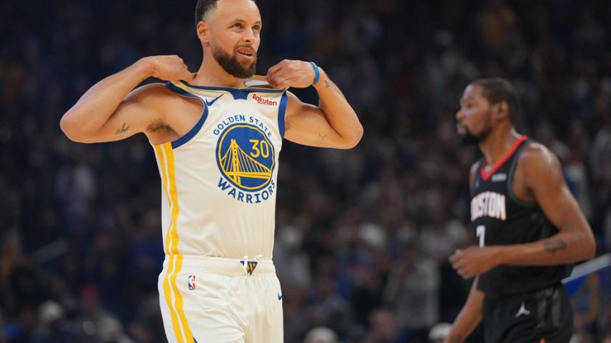 Stephen Curry em ação no retorno às quadras após dois meses — Foto: Cary Edmondson-Imagn Images