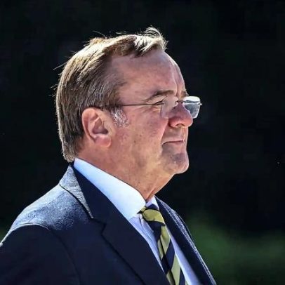 Alemanha afirma que retirada de tropas dos EUA pode estimular defesa europeia