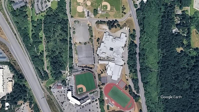 Escola Secundária Foss, no estado de Washington, onde um ataque a faca deixou 6 feridos
