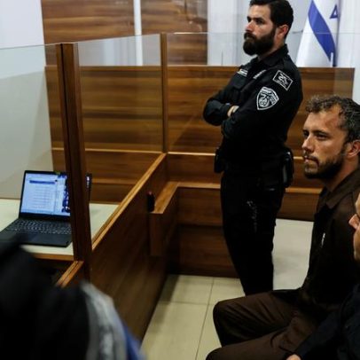 Israel prorroga detenção de ativista brasileiro preso em flotilha