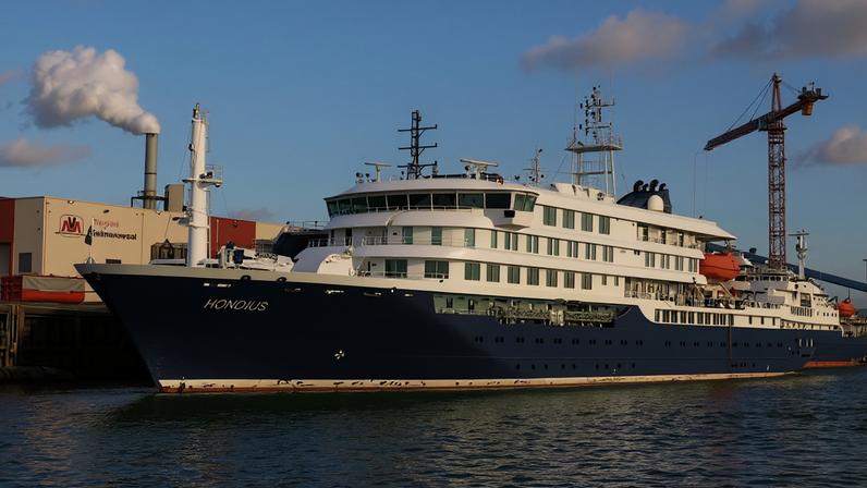 Uma imagem de arquivo do navio de cruzeiro Hondius, em Vlissingen