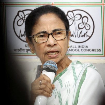 Chefe de governo indiano se recusa a renunciar após derrota para o BJP de Modi