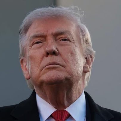25% dos americanos acreditam que ataque a Trump foi encenado