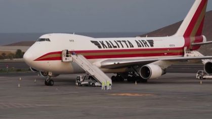 Avião com destino aos EUA, transportando passageiros de navio atingido pelo hantavírus, parte de Tenerife