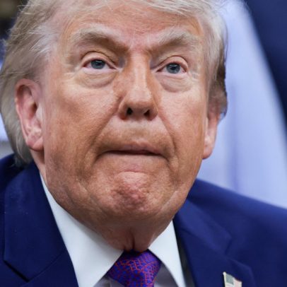 Trump afirma que imposto federal sobre gasolina deve ser suspenso, segundo TV