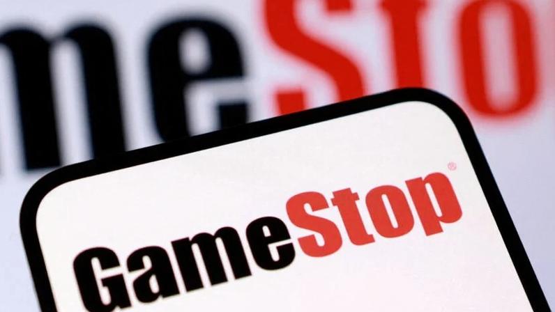 Tanto o eBay quanto a GameStop vendem itens colecionáveis, como cartões comerciais, mas seus principais negócios são diferentes.