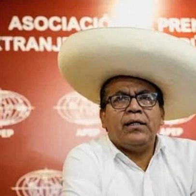 Candidato presidencial peruano é acusado de crimes financeiros