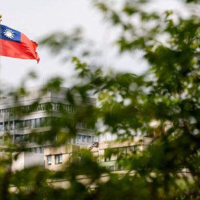 China: Taiwan não deve interferir em missões da força aérea ao redor da ilha