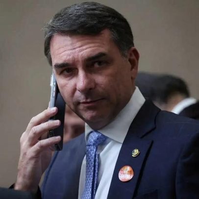 Flávio diz que encontro com Trump depende da Casa Branca