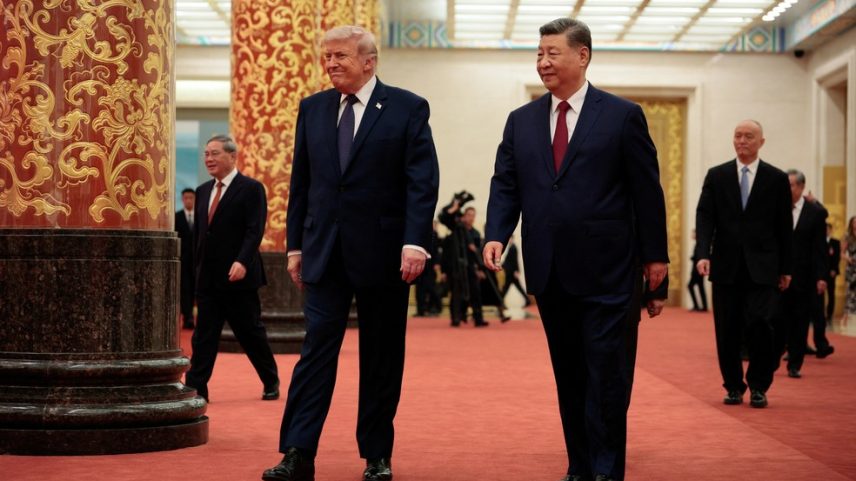 Presidente dos EUA, Donald Trump (à esquerda), e presidente chinês, Xi Jinping, em banquete de Estado no Grande Salão do Povo, em Pequim, na China, em 14 de maio de 2026. — Foto: REUTERS/Evan Vucci