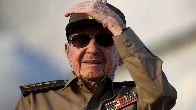 Raúl Castro em 1º de maio de 2025 em Havana, Cuba — Foto: Norlys Perez / Reuters
