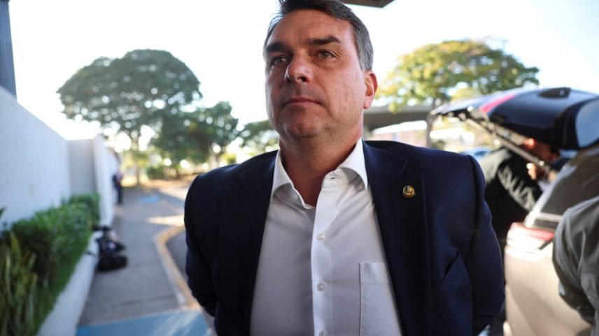 Flávio Bolsonaro — Foto: REUTERS/Adriano Machado