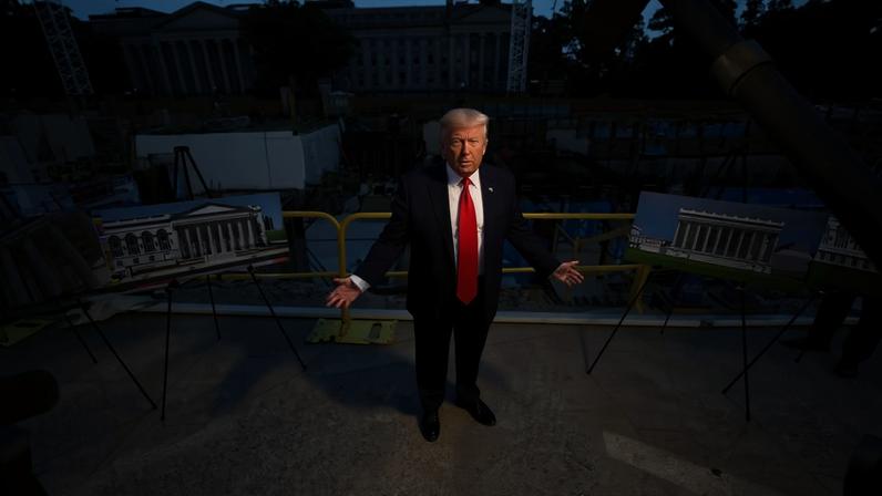 O presidente dos EUA, Donald Trump, fala à imprensa em Washington nesta terça-feira (19/05)