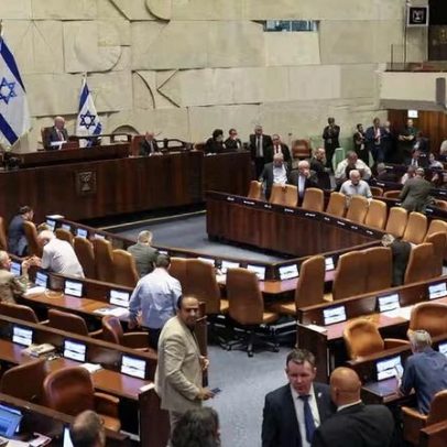Israel avança para eleição antecipada após dissolução do Knesset