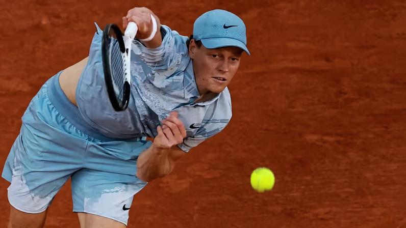 Jannik Sinner em Roland Garros — Foto: REUTERS/Stephanie Lecocq