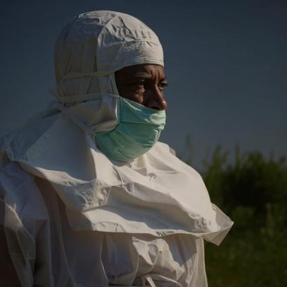 Governo Trump enviará americanos expostos a ebola para o Quênia, diz jornal