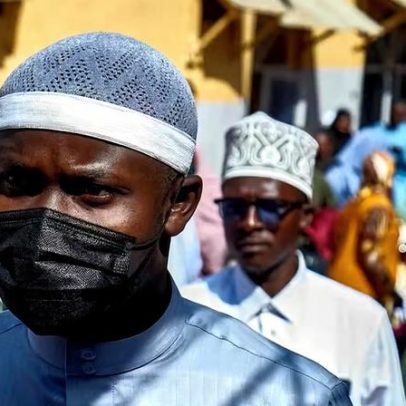 Uganda fecha fronteira com RDC para conter avanço do ebola