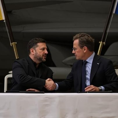 Ucrânia compra 20 jatos Gripen; Suécia doa aeronaves antigas
