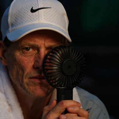 Sinner explica derrota precoce em Roland Garros por sono inadequado