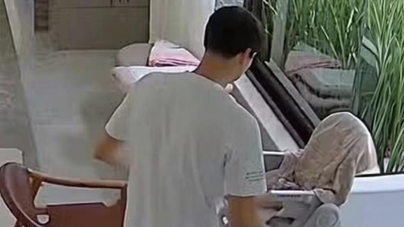 Lucas Bley agiu rapidamente ao ver que a filha tinha engasgado — Foto: Reprodução/Instagram
