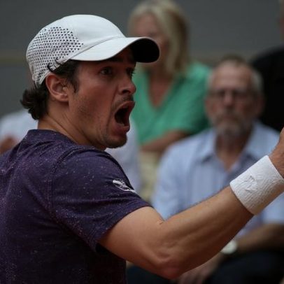 João Fonseca pode enfrentar Zverev na semifinal de Roland Garros