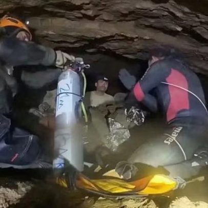Resgatam cinco em caverna inundada no Laos; dois seguem desaparecidos