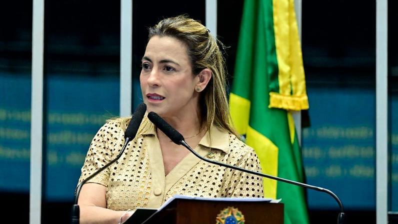 À tribuna, senadora Soraya Thronicke (Podemos-MS).