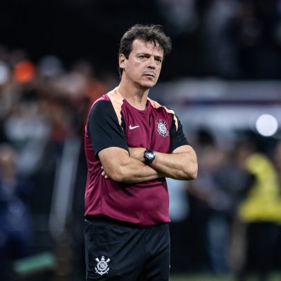 Diniz, do Corinthians, é denunciado por reclamar de árbitro e pode pegar seis jogos