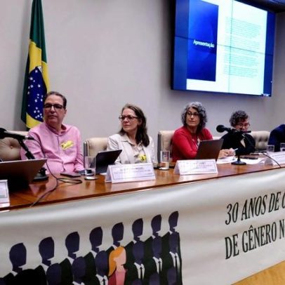 Curso online gratuito discute a representação das mulheres na política