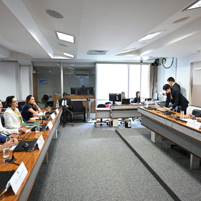 Debate aponta educação profissional como motor do crescimento econômico