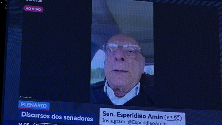 Em pronunciamento, via videoconferência, senador Esperidião Amin (PP-SC).