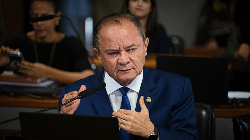 Em pronunciamento, à bancada, relator do PL 2.730/2024, senador Zequinha Marinho (Podemos-PA).