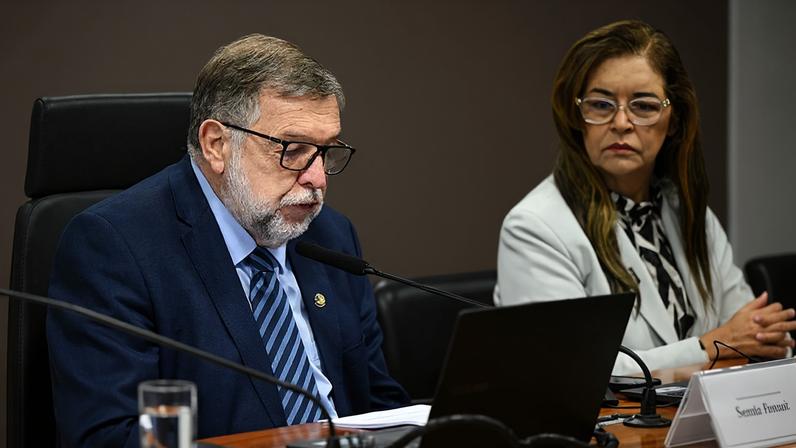 Mesa: presidente da CCT e relator do PL 485/2020, senador Flávio Arns (PSB-PR); presidente eventual, senadora Dra. Eudócia (PSDB-AL).