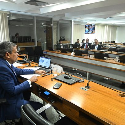 Comissão aprova projeto que proíbe bancos de assédio a consumidores