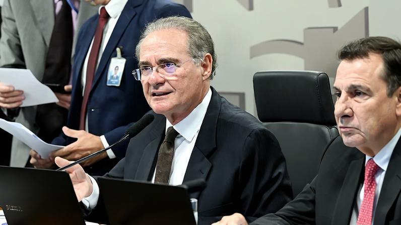 Mesa: presidente da CAE, senador Renan Calheiros (MDB-AL); senador Vanderlan Cardoso (PSD-GO).