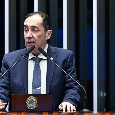 Kajuru critica Flávio Bolsonaro por declarações sobre o Banco Master