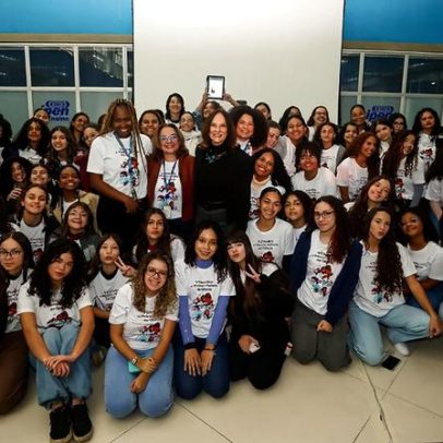 Vice-reitora destaca importância da presença feminina em STEM