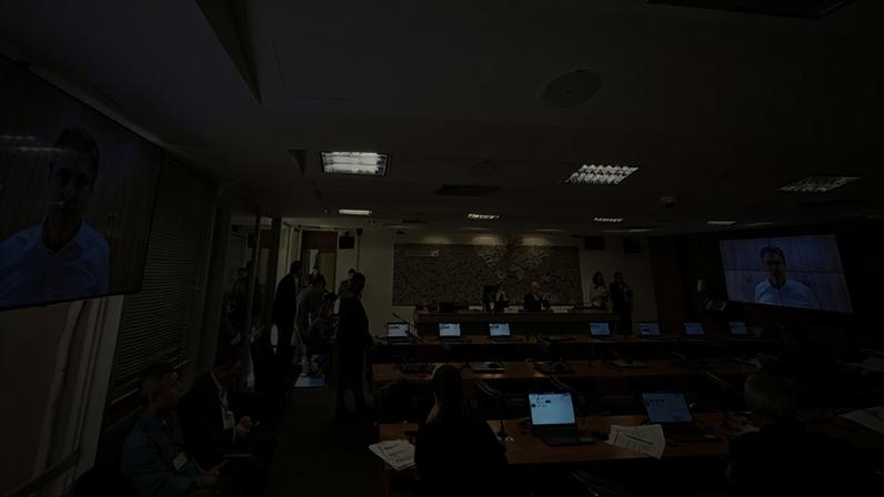 Em pronunciamento, via videoconferência, senador Camilo Santana (PT-CE).