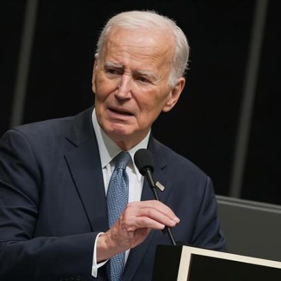 Biden processa DOJ para bloquear divulgação de áudio da entrevista de Hur