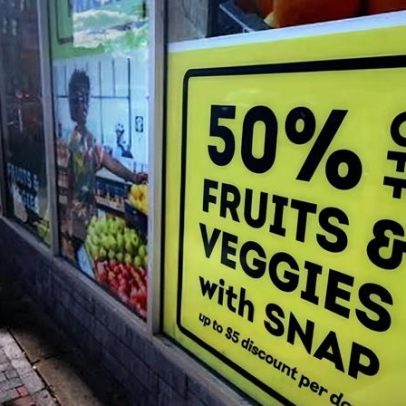 Trump acusa fraude em ajuda alimentar; críticos dizem não haver evidência