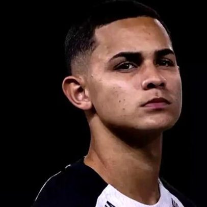 Jogador do Corinthians agride árbitro em partida do Brasileirão Sub-20