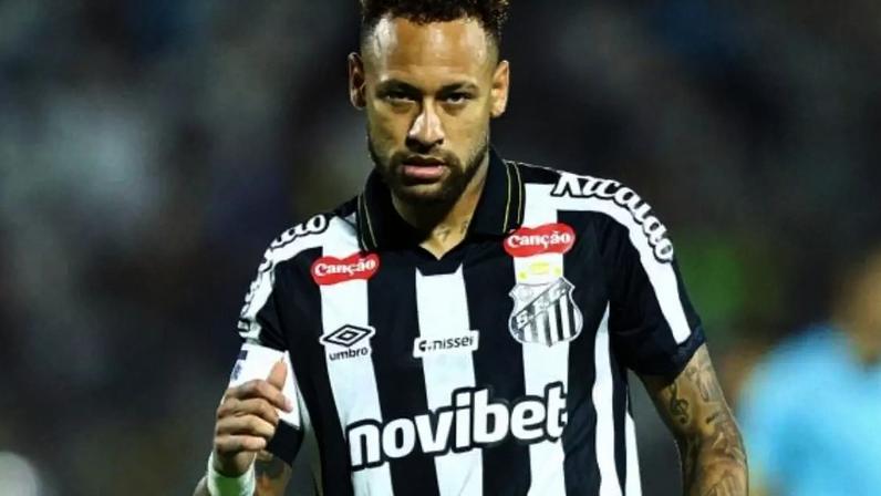Neymar vem tratando de edema na panturrilha direita –